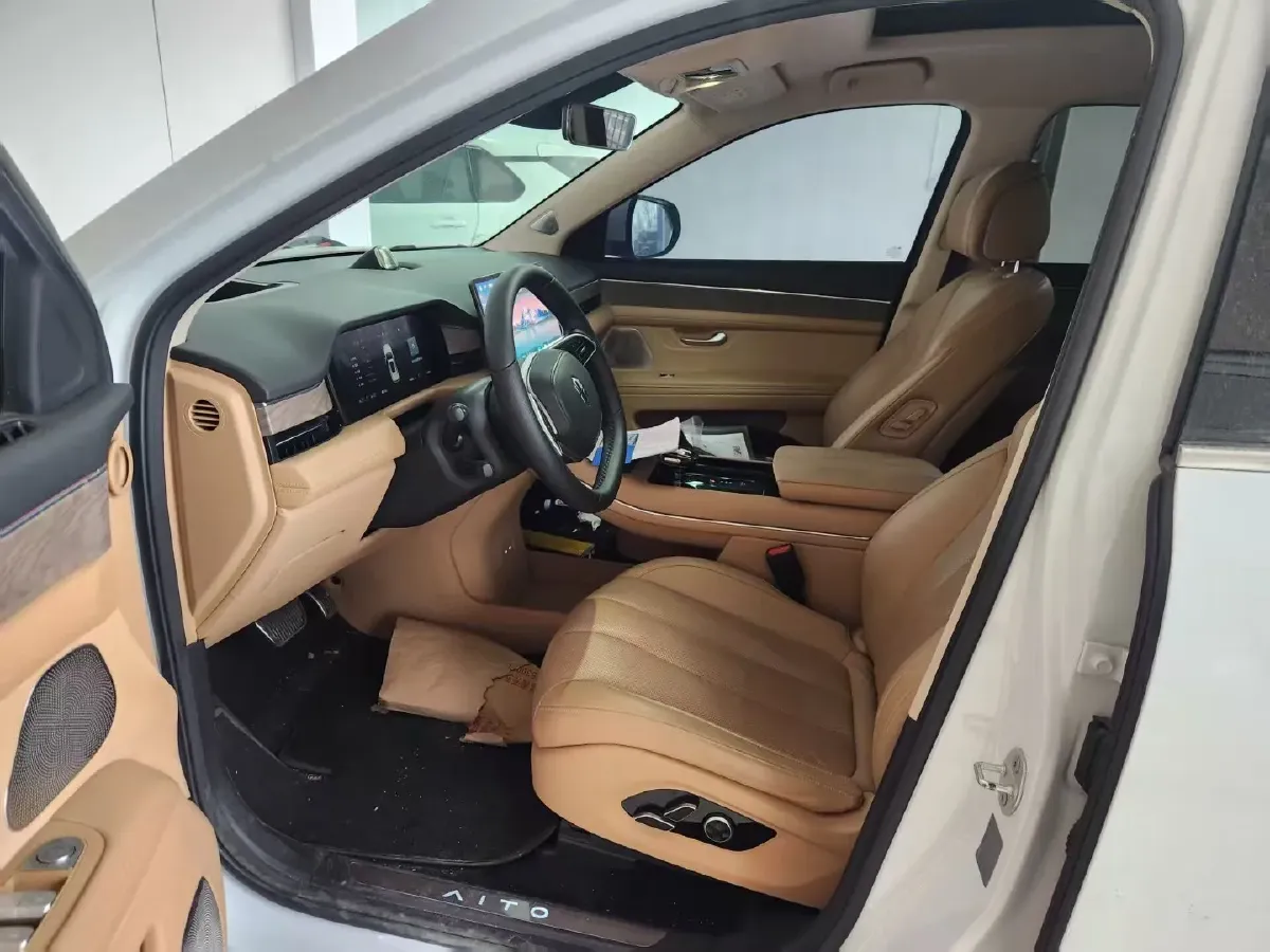 2022 Volvo S60 2.0T 197HP L4 8AT,autocango,china used car exporter,china ev exporter,chinese used car exporter,chinese used ev exporter