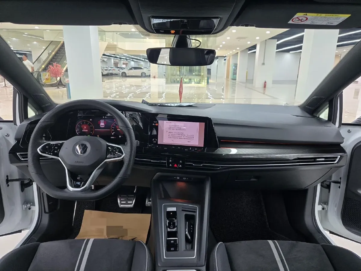 2024 Volkswagen Golf 1.4T 150HP L4 7DCT,autocango,china used car exporter,china ev exporter,chinese used car exporter,chinese used ev exporter