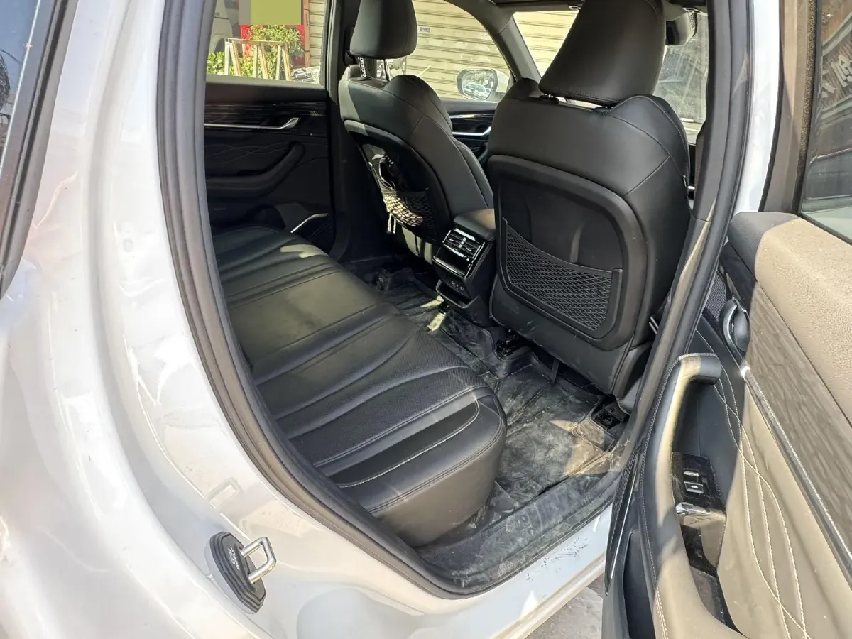 2025 Geely Monjaro 2.0T 238HP L4 8AT,autocango,china used car exporter,china ev exporter,chinese used car exporter,chinese used ev exporter