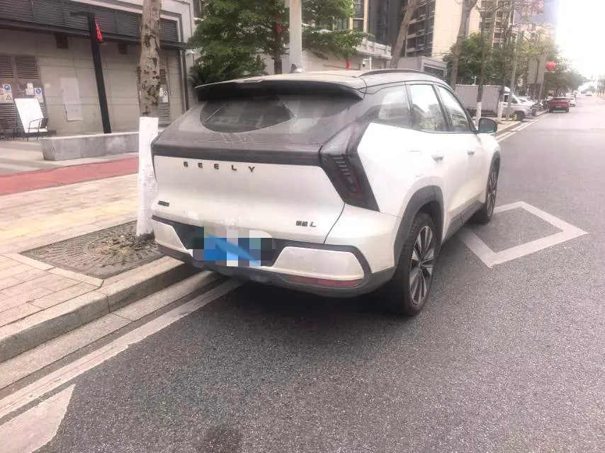 2025 Geely StarRay 1.5T 181HP L4 7DCT,autocango,china used car exporter,china ev exporter,chinese used car exporter,chinese used ev exporter