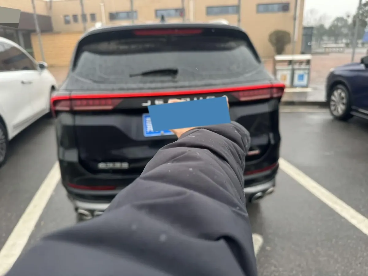 2021 Jetour X70 Plus 1.6T 197HP L4 7DCT,autocango,china used car exporter,china ev exporter,chinese used car exporter,chinese used ev exporter