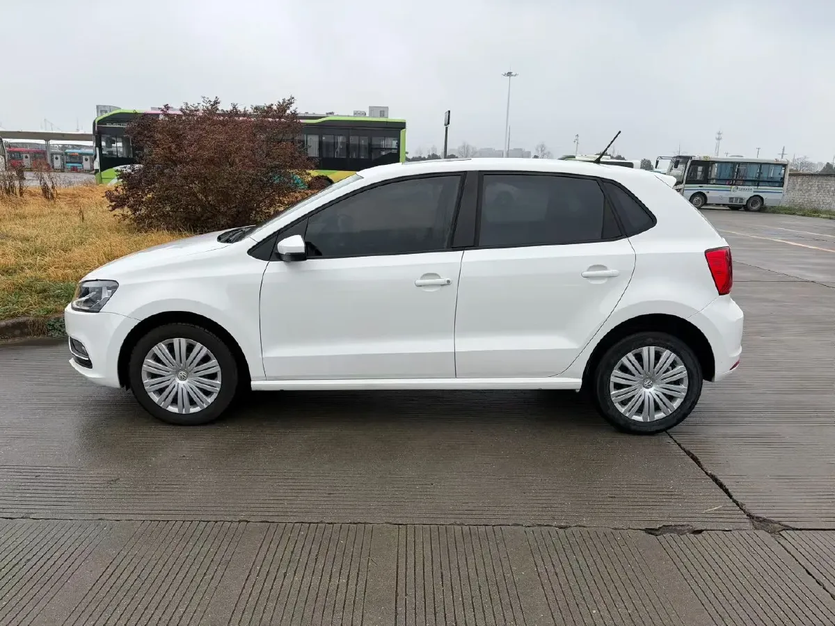 2016 Volkswagen Polo 1.6L 110HP L4 6AT,autocango,china used car exporter,china ev exporter,chinese used car exporter,chinese used ev exporter
