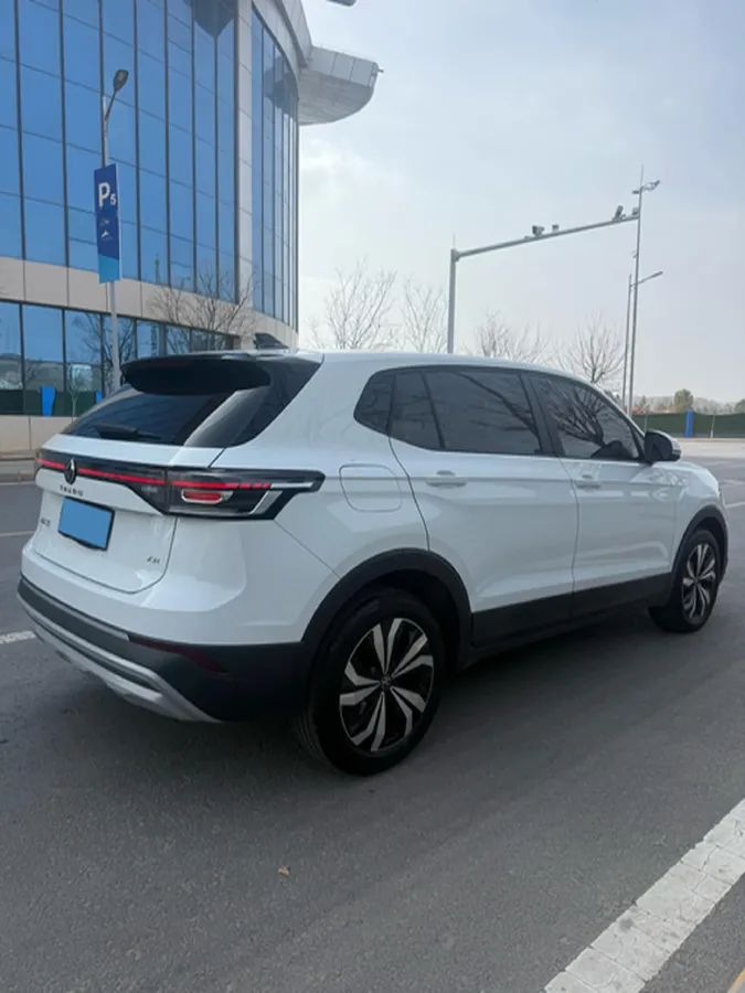 2025 Volkswagen Tharu 1.5L 110HP L4 6AT,autocango,china used car exporter,china ev exporter,chinese used car exporter,chinese used ev exporter
