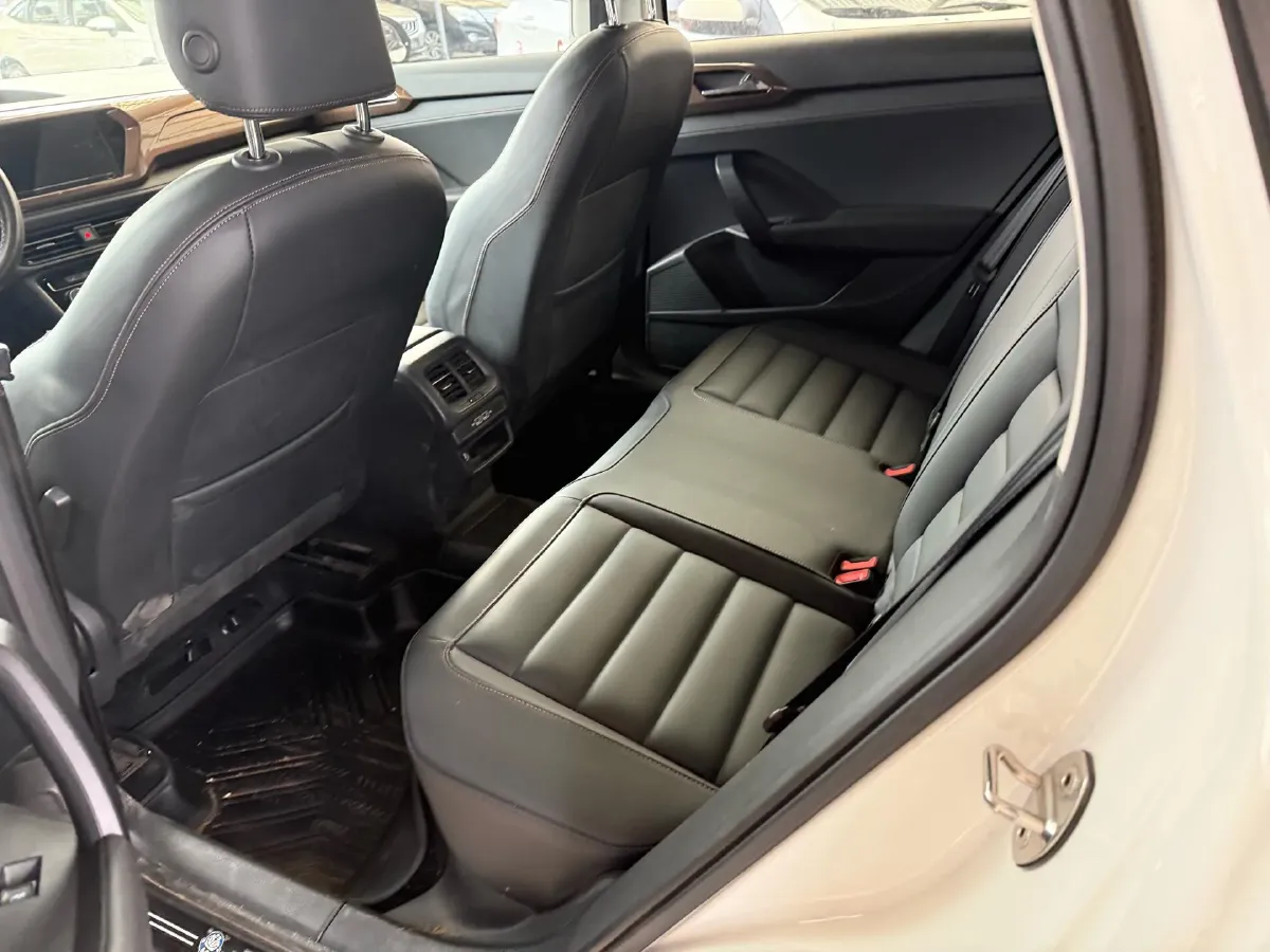 2020 Volkswagen Tharu 1.4T 150HP L4 7DCT,autocango,china used car exporter,china ev exporter,chinese used car exporter,chinese used ev exporter