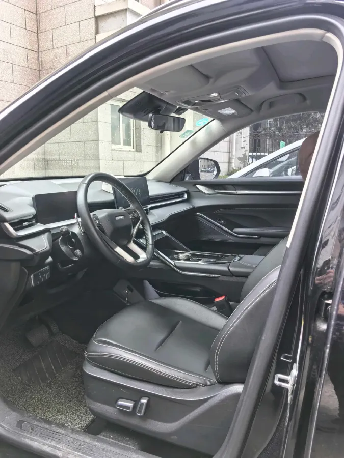 2021 Haval H6 1.5T 169HP L4 7DCT,autocango,china used car exporter,china ev exporter,chinese used car exporter,chinese used ev exporter