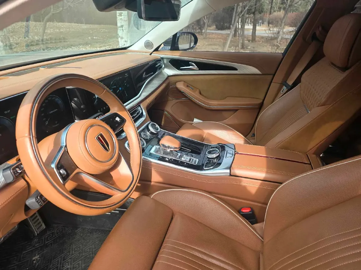 2021 HongQi H7 2.0T 204HP L4 6AT,autocango,china used car exporter,china ev exporter,chinese used car exporter,chinese used ev exporter