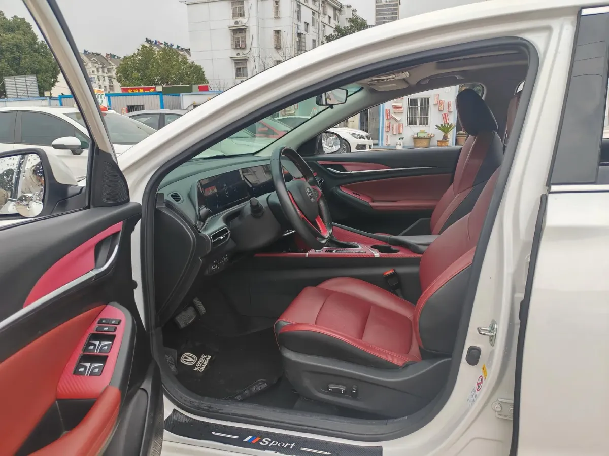 2020 ChangAn Eado 1.4T 158HP L4 7DCT,autocango,china used car exporter,china ev exporter,chinese used car exporter,chinese used ev exporter