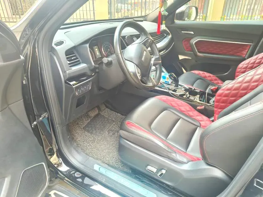 2020 Haval H6 2.0T 224HP L4 7DCT,autocango,china used car exporter,china ev exporter,chinese used car exporter,chinese used ev exporter