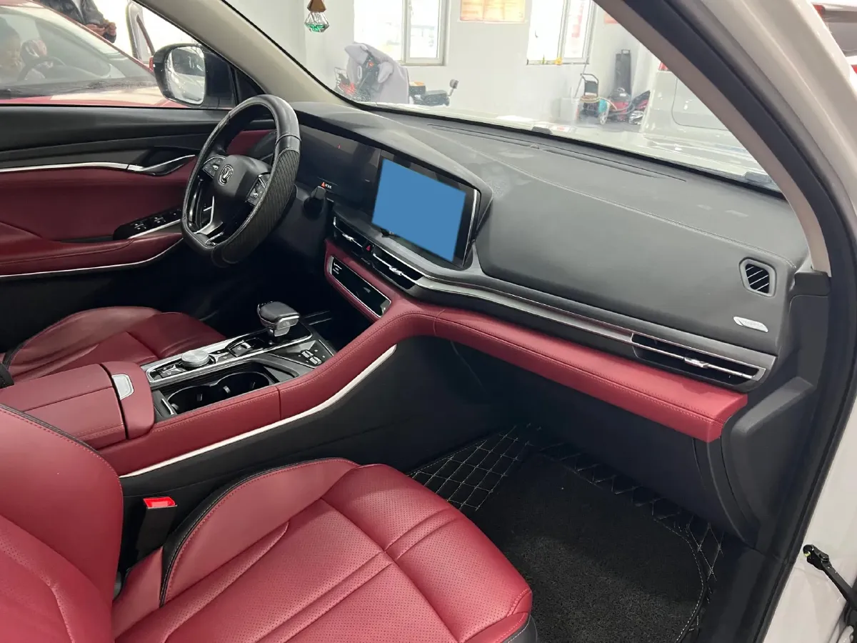 2020 ChangAn CS75 Plus 2.0T 233HP L4 8AT,autocango,china used car exporter,china ev exporter,chinese used car exporter,chinese used ev exporter