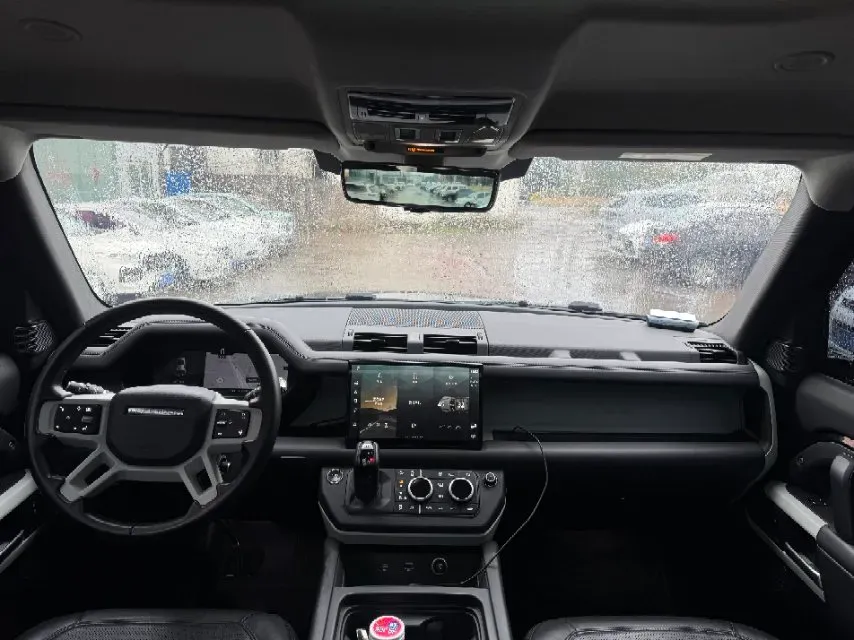 2024 Land Rover Defender 3.0T 400HP L6 8AT,autocango,china used car exporter,china ev exporter,chinese used car exporter,chinese used ev exporter