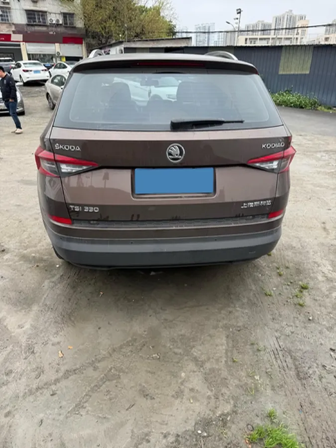 2018 Skoda Kodiak 2.0T 186HP L4 7DCT,autocango,china used car exporter,china ev exporter,chinese used car exporter,chinese used ev exporter