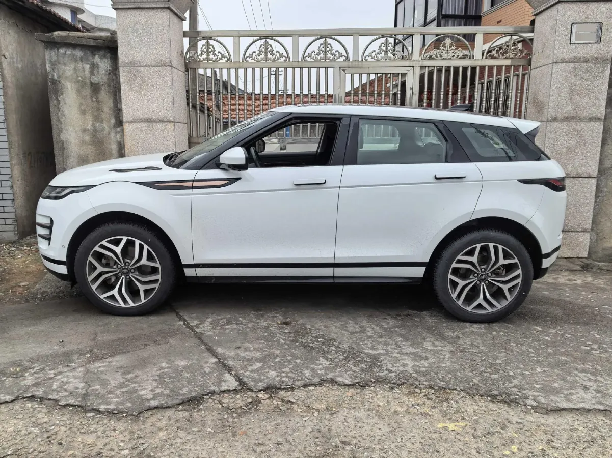 2020 Land Rover Range Rover Evoque 2.0T 249HP L4 9AT,autocango,china used car exporter,china ev exporter,chinese used car exporter,chinese used ev exporter