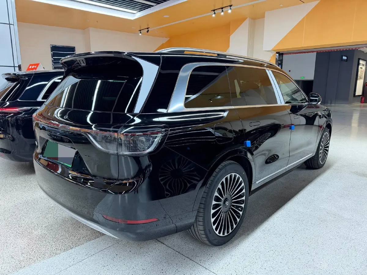 2025 AITO AITO M9 REEV 160HP REEV 52KWH,autocango,china used car exporter,china ev exporter,chinese used car exporter,chinese used ev exporter
