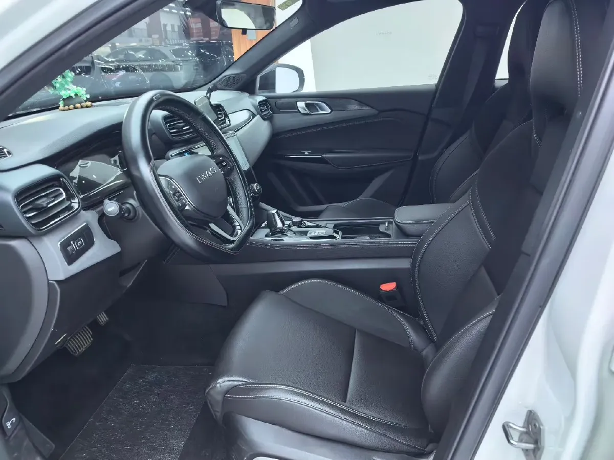 2021 LYNK&CO 03 1.5T 180HP L3 7DCT,autocango,china used car exporter,china ev exporter,chinese used car exporter,chinese used ev exporter