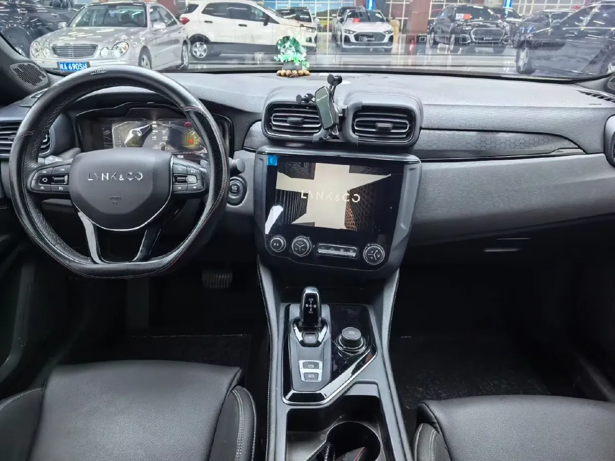 2021 LYNK&CO 03 1.5T 180HP L3 7DCT,autocango,china used car exporter,china ev exporter,chinese used car exporter,chinese used ev exporter