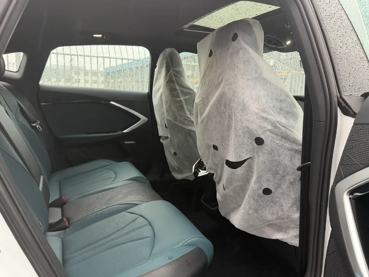 2025 MG 7 1.5T 188HP L4 7DCT,autocango,china used car exporter,china ev exporter,chinese used car exporter,chinese used ev exporter