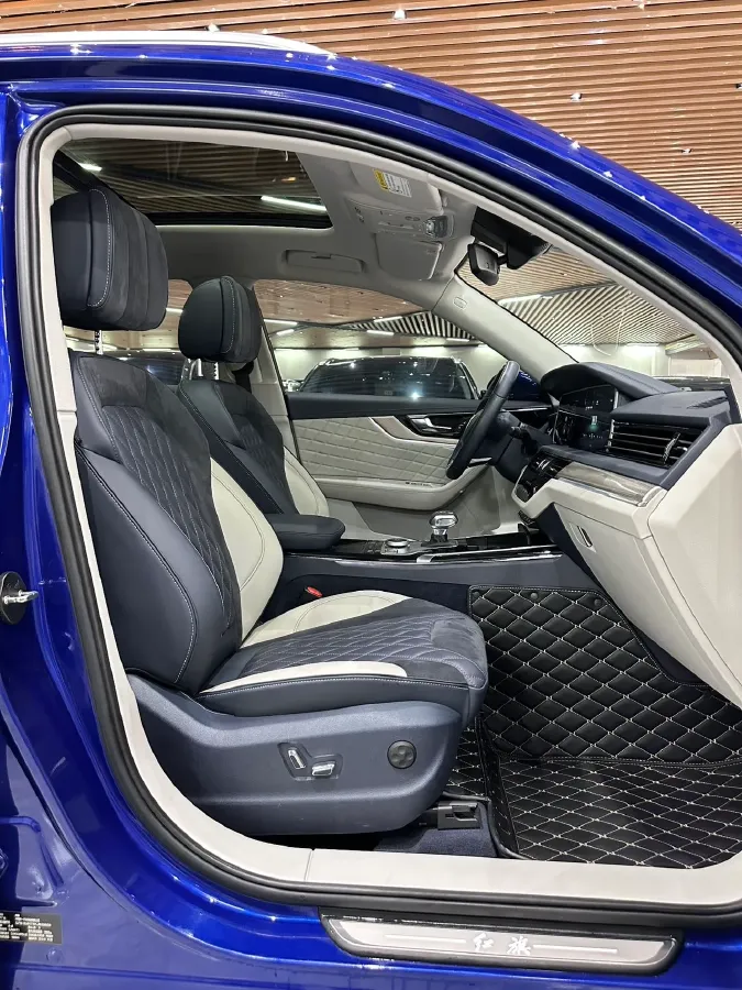 2019 HongQi HS5 2.0T 224HP L4 6AT,autocango,china used car exporter,china ev exporter,chinese used car exporter,chinese used ev exporter