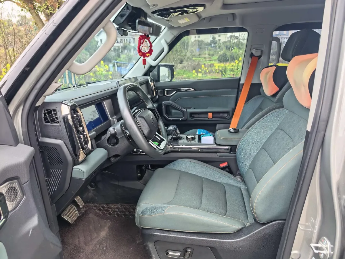 2023 Jetour Traveller 2.0T 254HP L4 8AT,autocango,china used car exporter,china ev exporter,chinese used car exporter,chinese used ev exporter