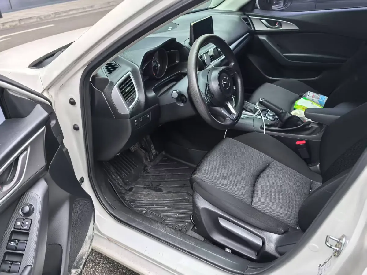 2017 Mazda 3 Axela 1.5L 117HP L4 6AT,autocango,china used car exporter,china ev exporter,chinese used car exporter,chinese used ev exporter