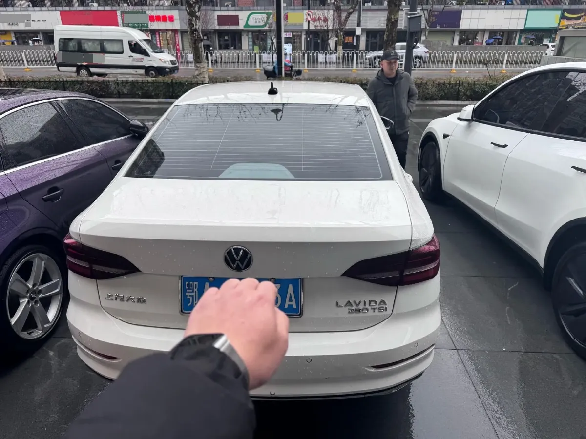 2021 Volkswagen Lavida 1.4T 150HP L4 7DCT,autocango,china used car exporter,china ev exporter,chinese used car exporter,chinese used ev exporter