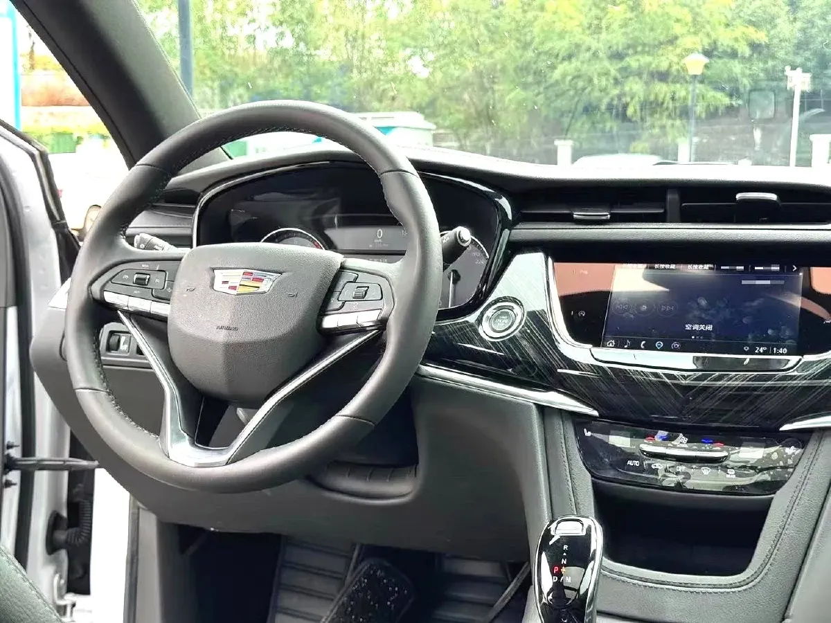 2022 Cadillac XT6 2.0T 237HP L4 9AT,autocango,china used car exporter,china ev exporter,chinese used car exporter,chinese used ev exporter