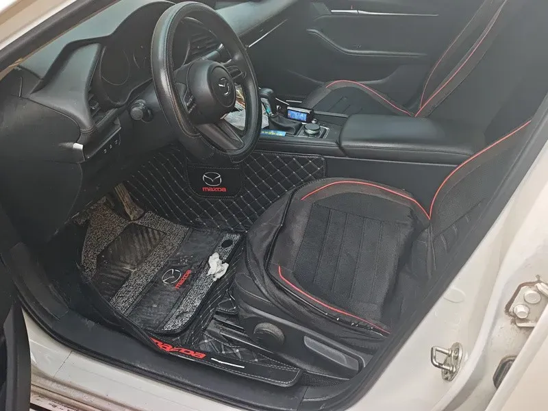 2022 Mazda 3 Axela 2.0L 158HP L4 6AT,autocango,china used car exporter,china ev exporter,chinese used car exporter,chinese used ev exporter