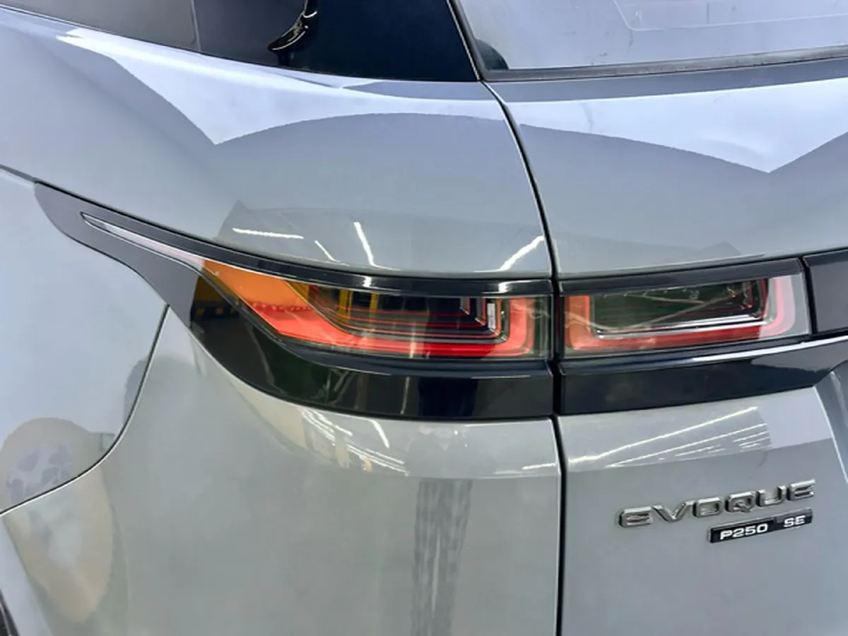 2020 Land Rover Range Rover Evoque 2.0T 249HP L4 9AT,autocango,china used car exporter,china ev exporter,chinese used car exporter,chinese used ev exporter