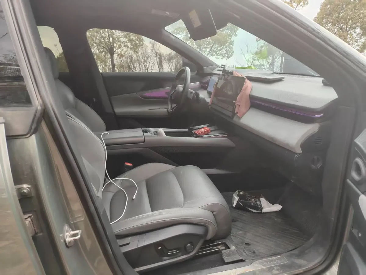 2023 LYNK&CO 08 EM-P 1.5T 163HP L4 3DHT PHEV 39.6KWH,autocango,china used car exporter,china ev exporter,chinese used car exporter,chinese used ev exporter