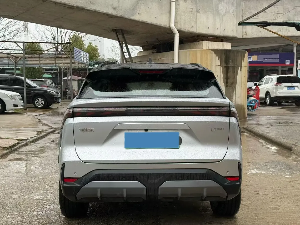 2025 Geely Galaxy L7 1.5L 112HP L4 1DHT PHEV 18.4KWH,autocango,china used car exporter,china ev exporter,chinese used car exporter,chinese used ev exporter