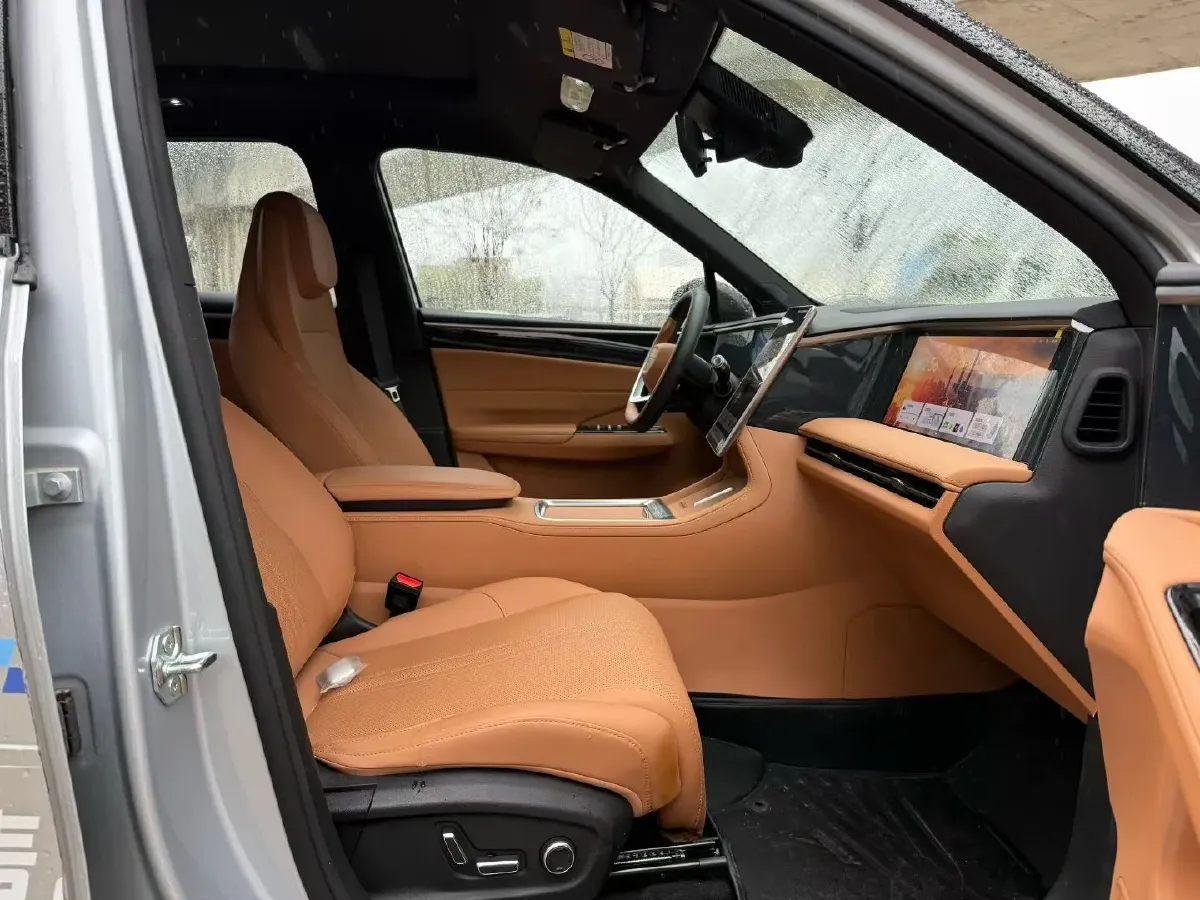 2025 Geely Galaxy L7 1.5L 112HP L4 1DHT PHEV 18.4KWH,autocango,china used car exporter,china ev exporter,chinese used car exporter,chinese used ev exporter