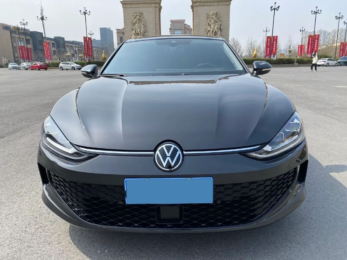 2023 Volkswagen Lamando 1.4T 150HP L4 7DCT,autocango,china used car exporter,china ev exporter,chinese used car exporter,chinese used ev exporter