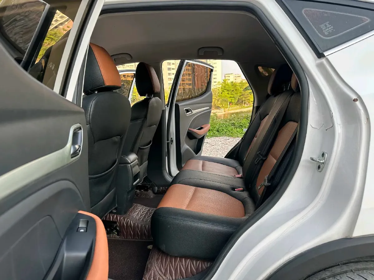 2017 MG ZS 1.5L 120HP L4 5MT,autocango,china used car exporter,china ev exporter,chinese used car exporter,chinese used ev exporter