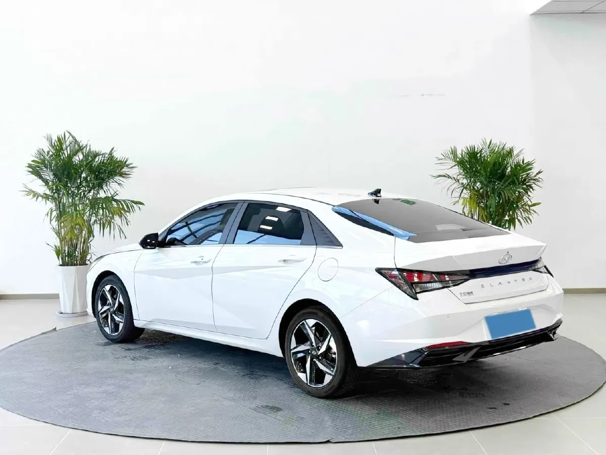 2022 Hyundai Elantra 1.5L 115HP L4 CVT,autocango,china used car exporter,china ev exporter,chinese used car exporter,chinese used ev exporter