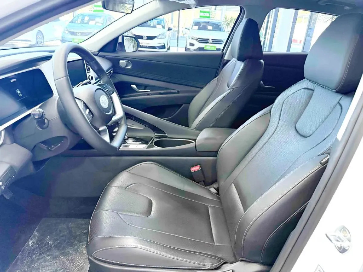 2022 Hyundai Elantra 1.5L 115HP L4 CVT,autocango,china used car exporter,china ev exporter,chinese used car exporter,chinese used ev exporter