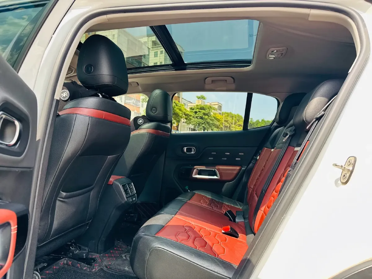 2017 Citroen C5 1.6T 167HP L4 6AT,autocango,china used car exporter,china ev exporter,chinese used car exporter,chinese used ev exporter