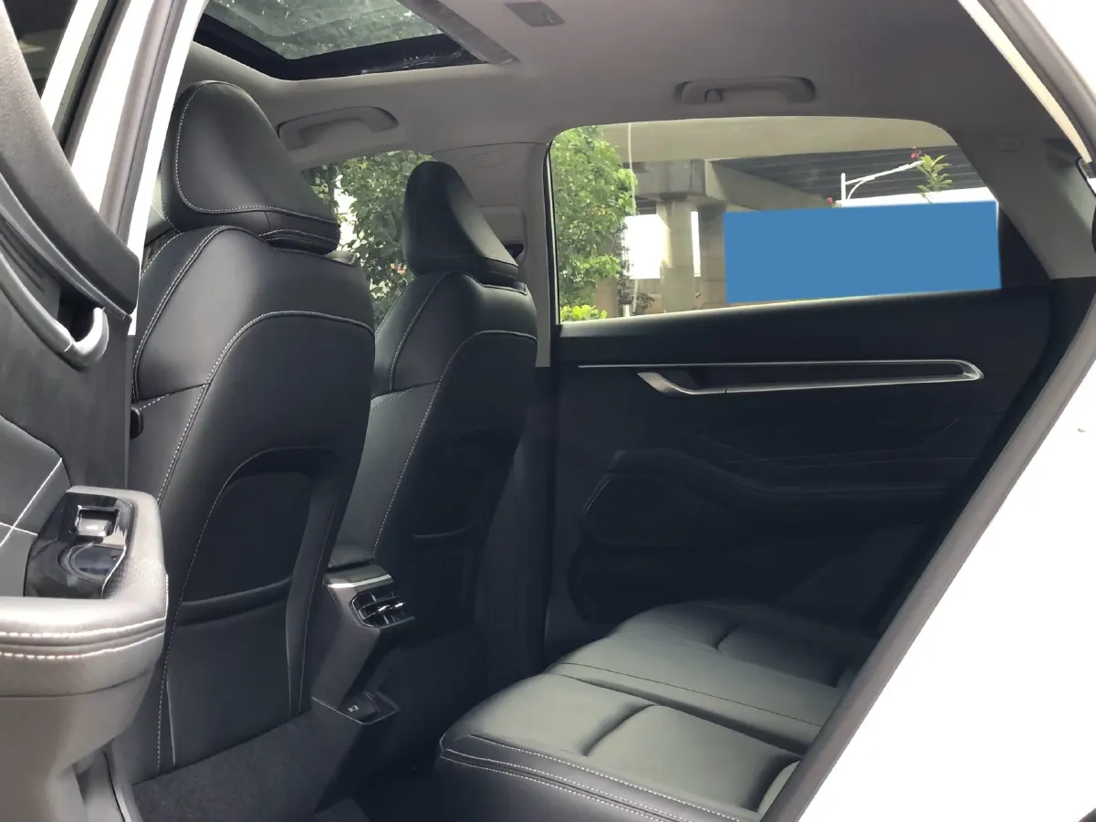 2025 Geely Emgrand 1.5L 127HP L4 CVT,autocango,china used car exporter,china ev exporter,chinese used car exporter,chinese used ev exporter