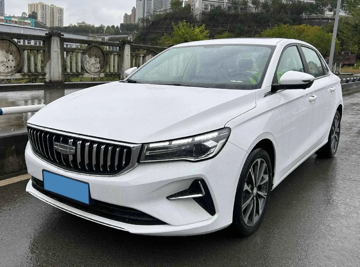 2025 Geely Emgrand 1.5L 127HP L4 CVT,autocango,china used car exporter,china ev exporter,chinese used car exporter,chinese used ev exporter