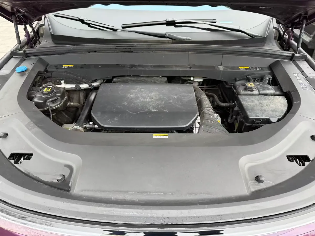 2024 Li L9 Range Extended 154HP REEV 52.3KWH,autocango,china used car exporter,china ev exporter,chinese used car exporter,chinese used ev exporter