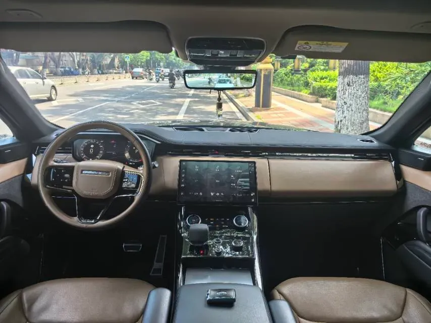 2023 Land Rover Range Rover Sport 3.0T 400HP L6 8AT,autocango,china used car exporter,china ev exporter,chinese used car exporter,chinese used ev exporter