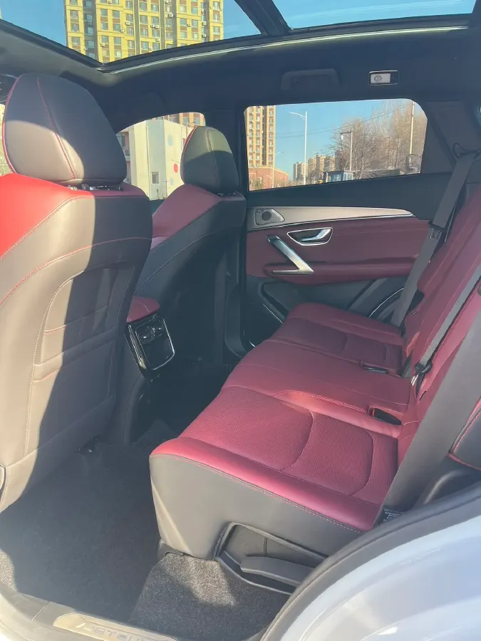 2021 Jetour X70 Plus 1.6T 197HP L4 7DCT,autocango,china used car exporter,china ev exporter,chinese used car exporter,chinese used ev exporter