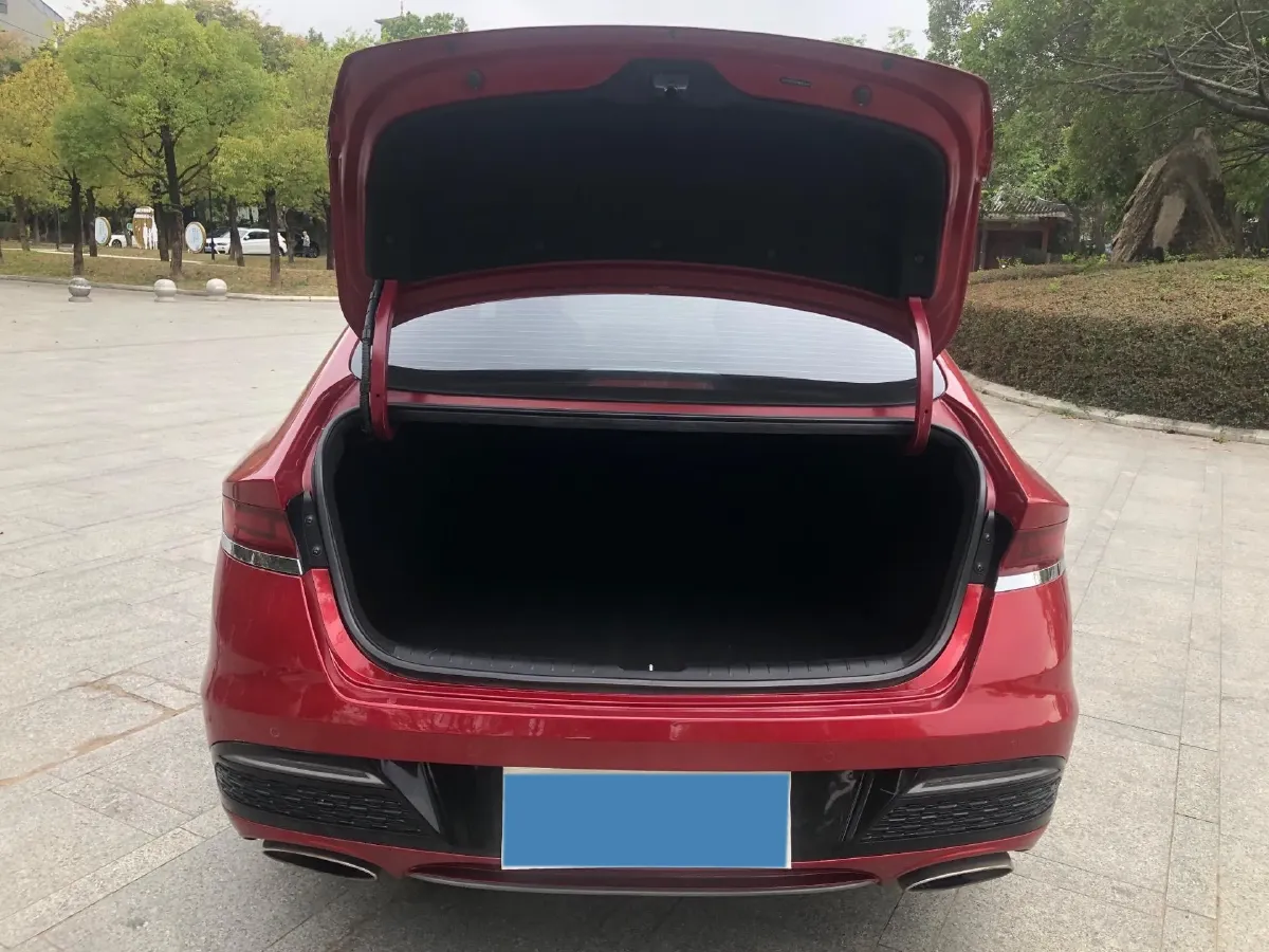 2019 Hyundai La Festa 1.6T 204HP L4 7DCT,autocango,china used car exporter,china ev exporter,chinese used car exporter,chinese used ev exporter