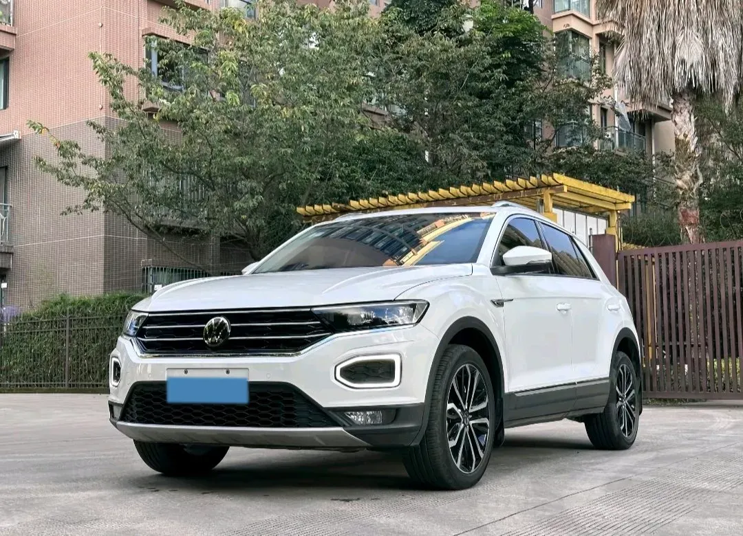 2022 Volkswagen T-Roc 1.4T 150HP L4 7DCT,autocango,china used car exporter,china ev exporter,chinese used car exporter,chinese used ev exporter
