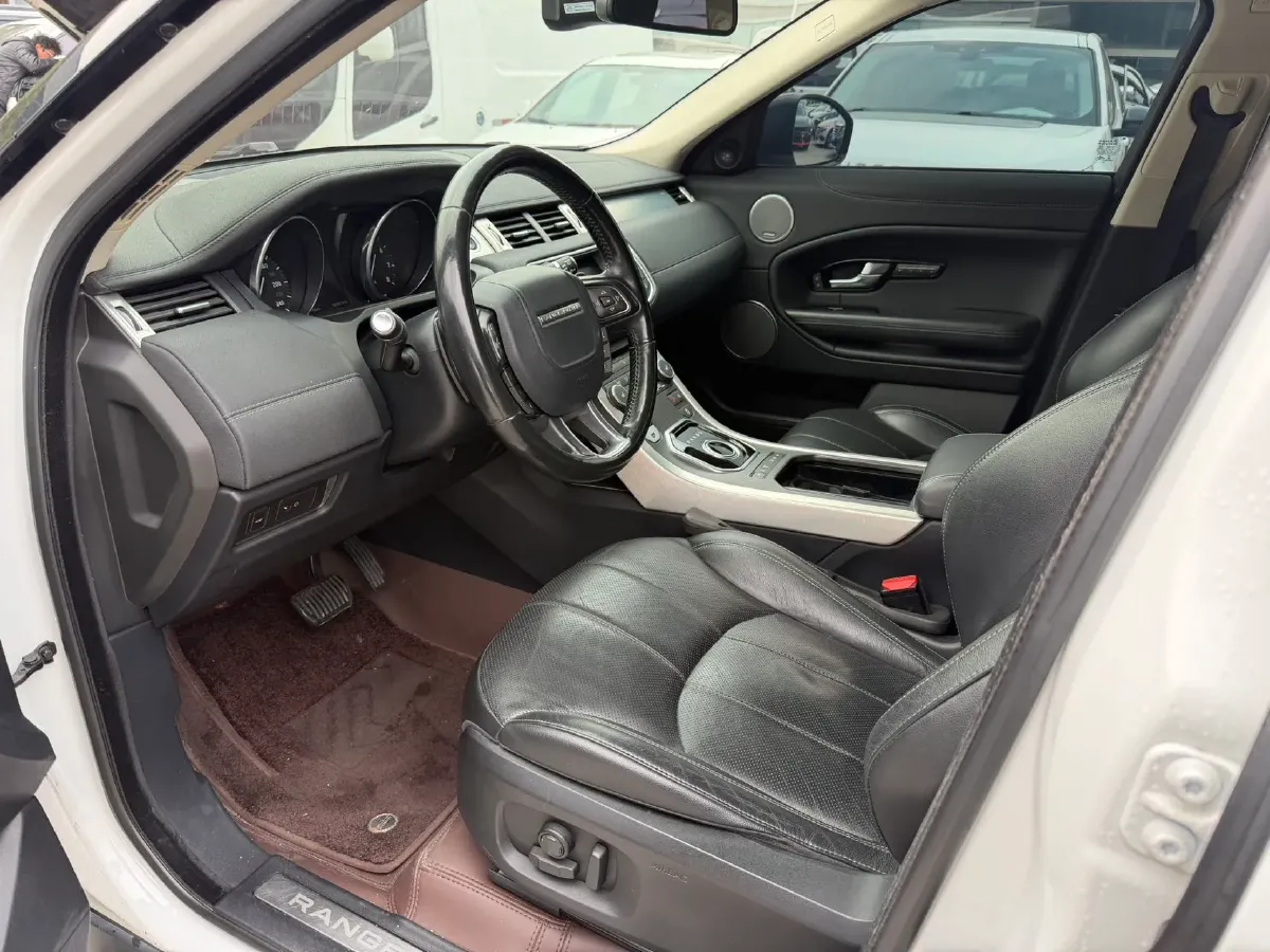2016 Land Rover Range Rover Evoque 2.0T 241HP L4 9AT,autocango,china used car exporter,china ev exporter,chinese used car exporter,chinese used ev exporter