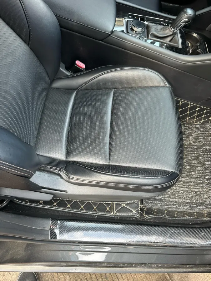 2020 Mazda 3 Axela 1.5L 117HP L4 6AT,autocango,china used car exporter,china ev exporter,chinese used car exporter,chinese used ev exporter