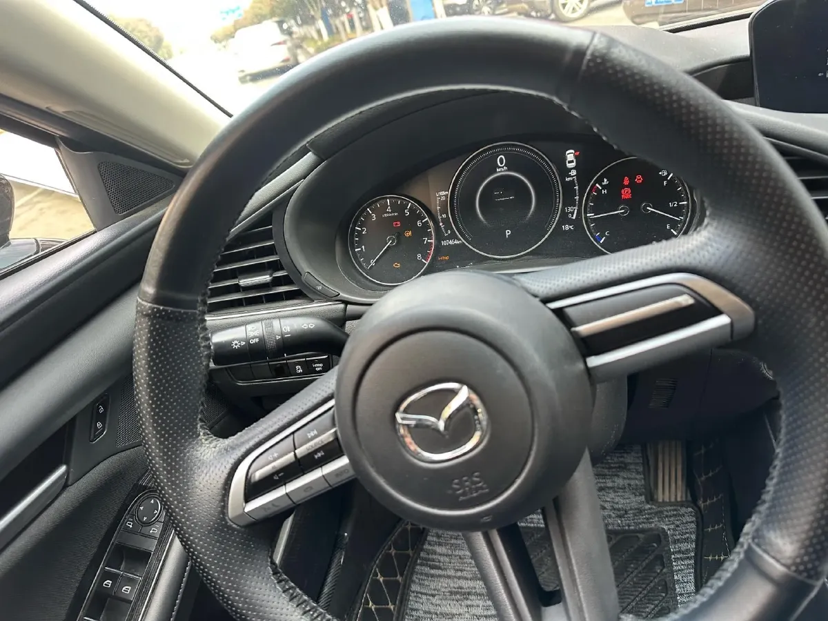 2020 Mazda 3 Axela 1.5L 117HP L4 6AT,autocango,china used car exporter,china ev exporter,chinese used car exporter,chinese used ev exporter