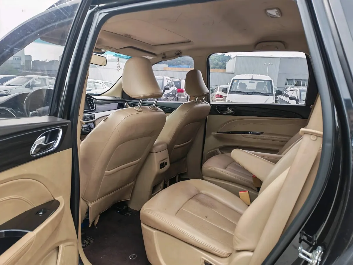 2016 BAIC WeiWang S50 1.5T 150HP L4 6MT,autocango,china used car exporter,china ev exporter,chinese used car exporter,chinese used ev exporter