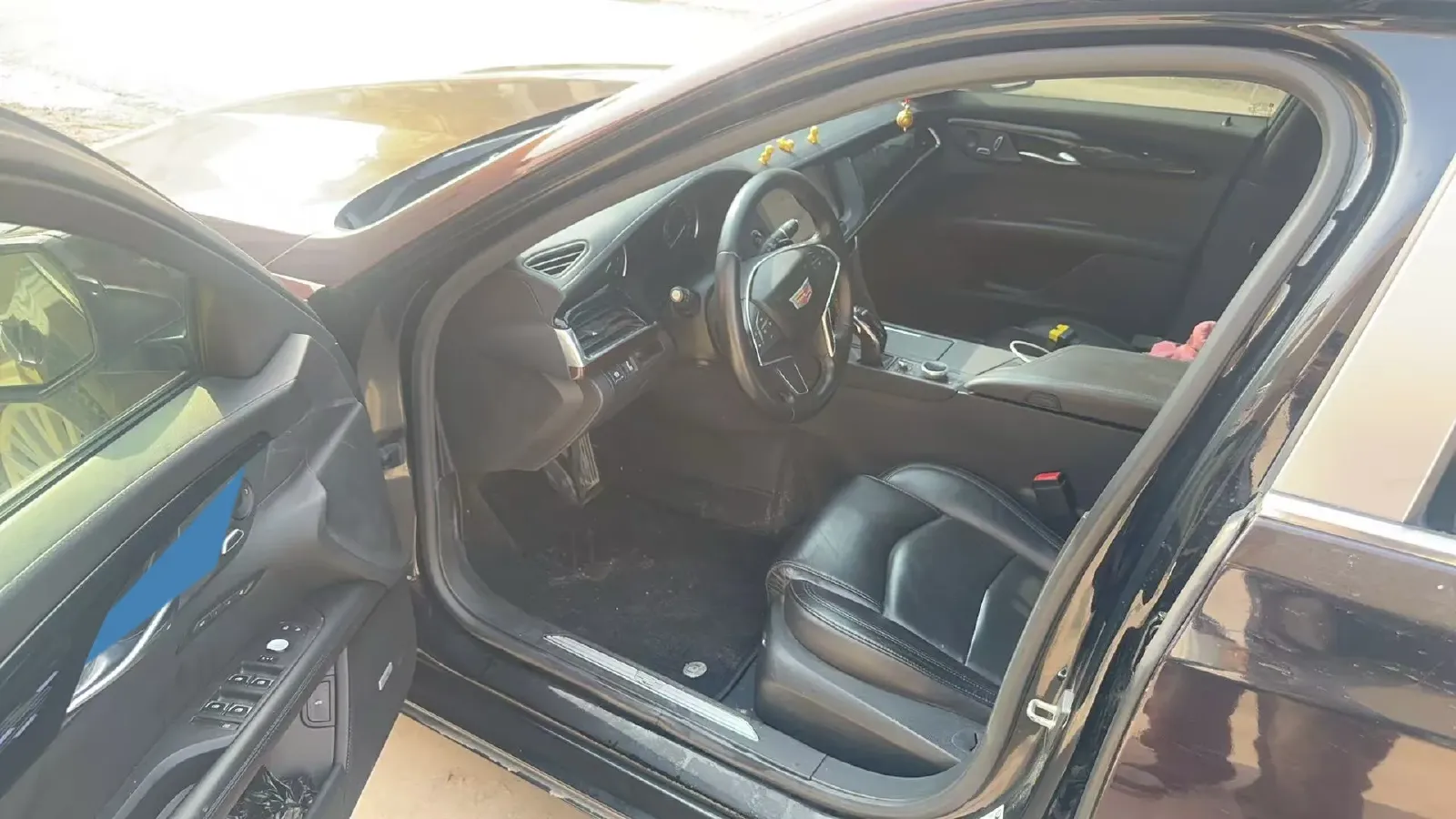 2020 Cadillac CT6 2.0T 241HP L4 10AT,autocango,china used car exporter,china ev exporter,chinese used car exporter,chinese used ev exporter