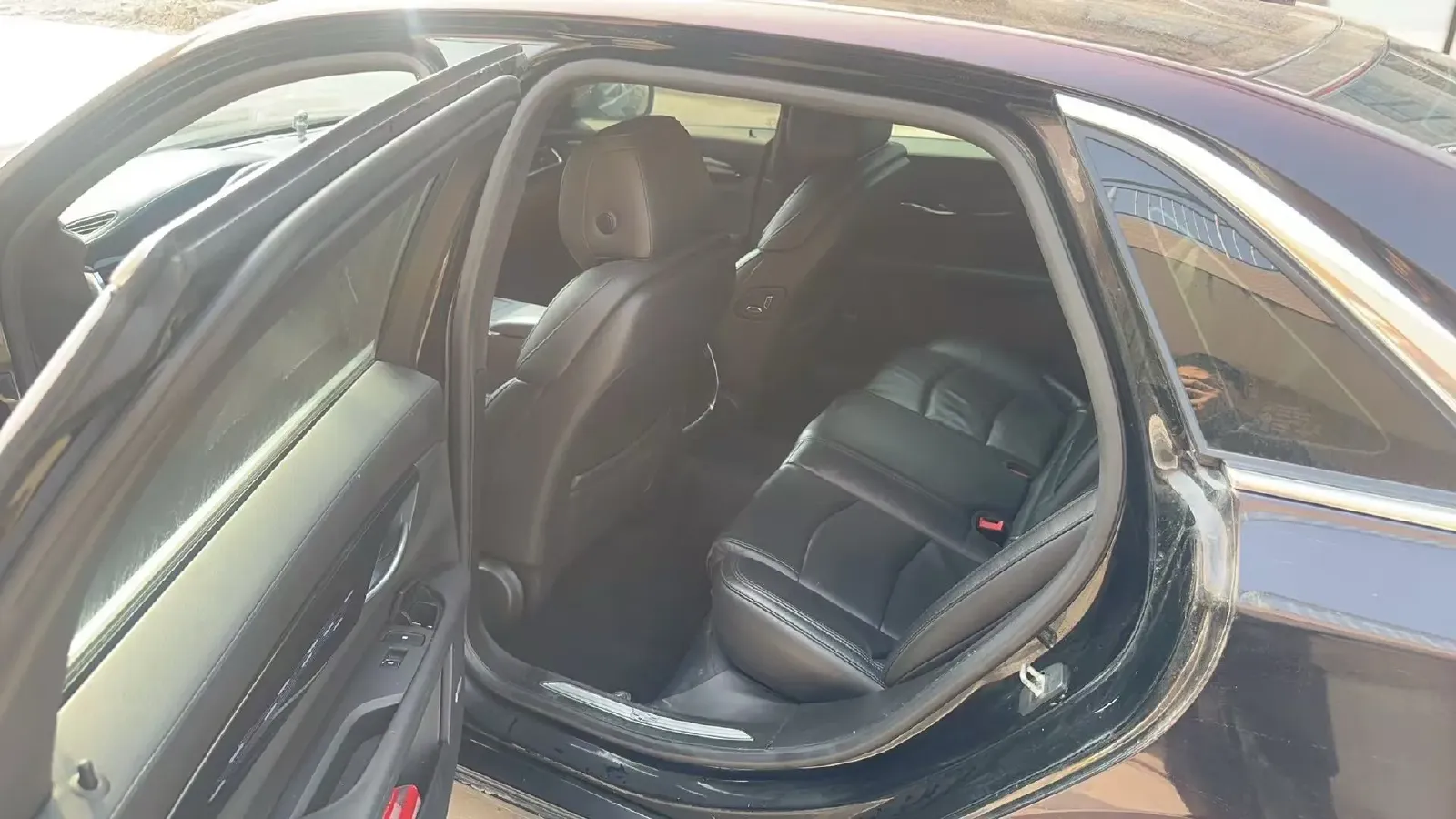 2020 Cadillac CT6 2.0T 241HP L4 10AT,autocango,china used car exporter,china ev exporter,chinese used car exporter,chinese used ev exporter