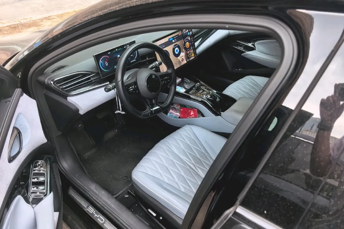 2022 Leapmotor C01 BEV 78.54KWH,autocango,china used car exporter,china ev exporter,chinese used car exporter,chinese used ev exporter