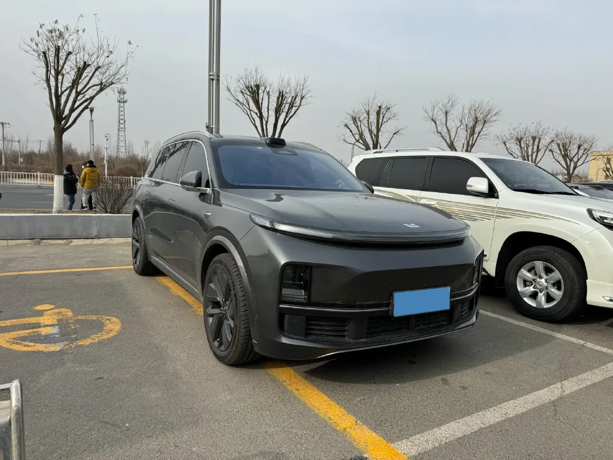 2022 Li L9 Range Extended 154HP REEV 42.6KWH,autocango,china used car exporter,china ev exporter,chinese used car exporter,chinese used ev exporter